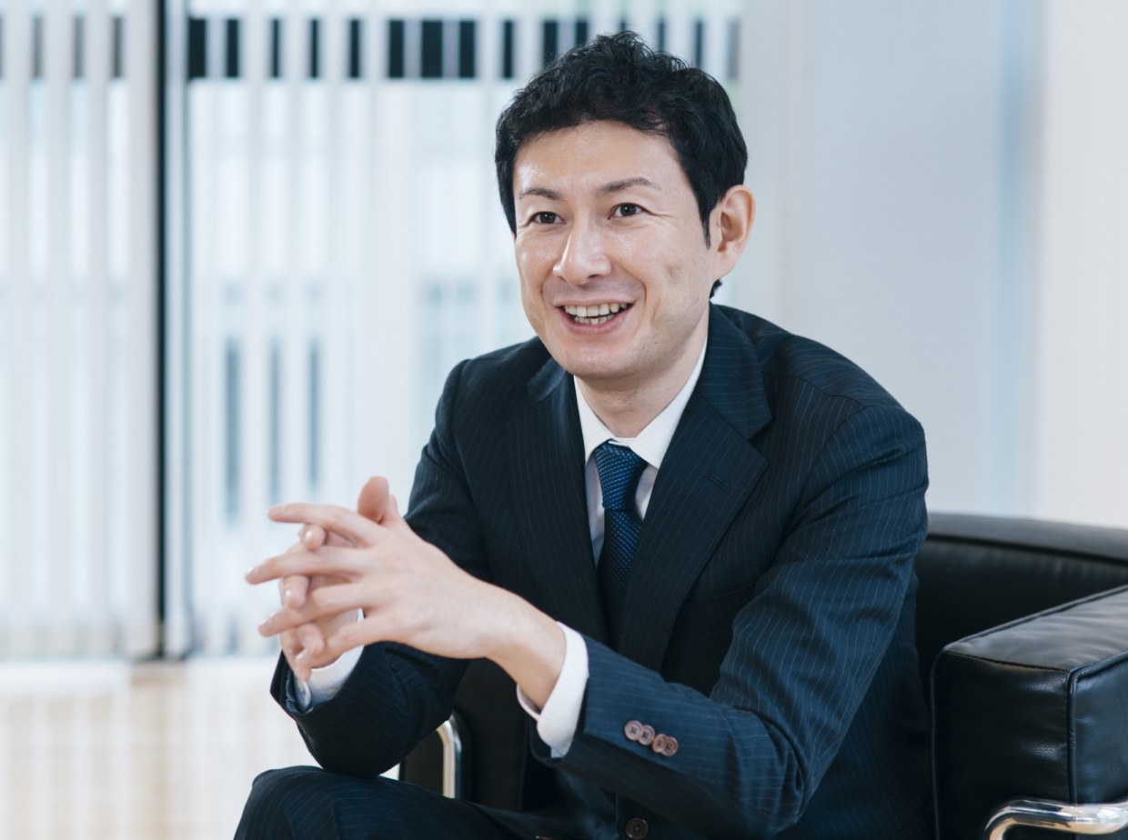 代表取締役社長 赤羽 英次郎